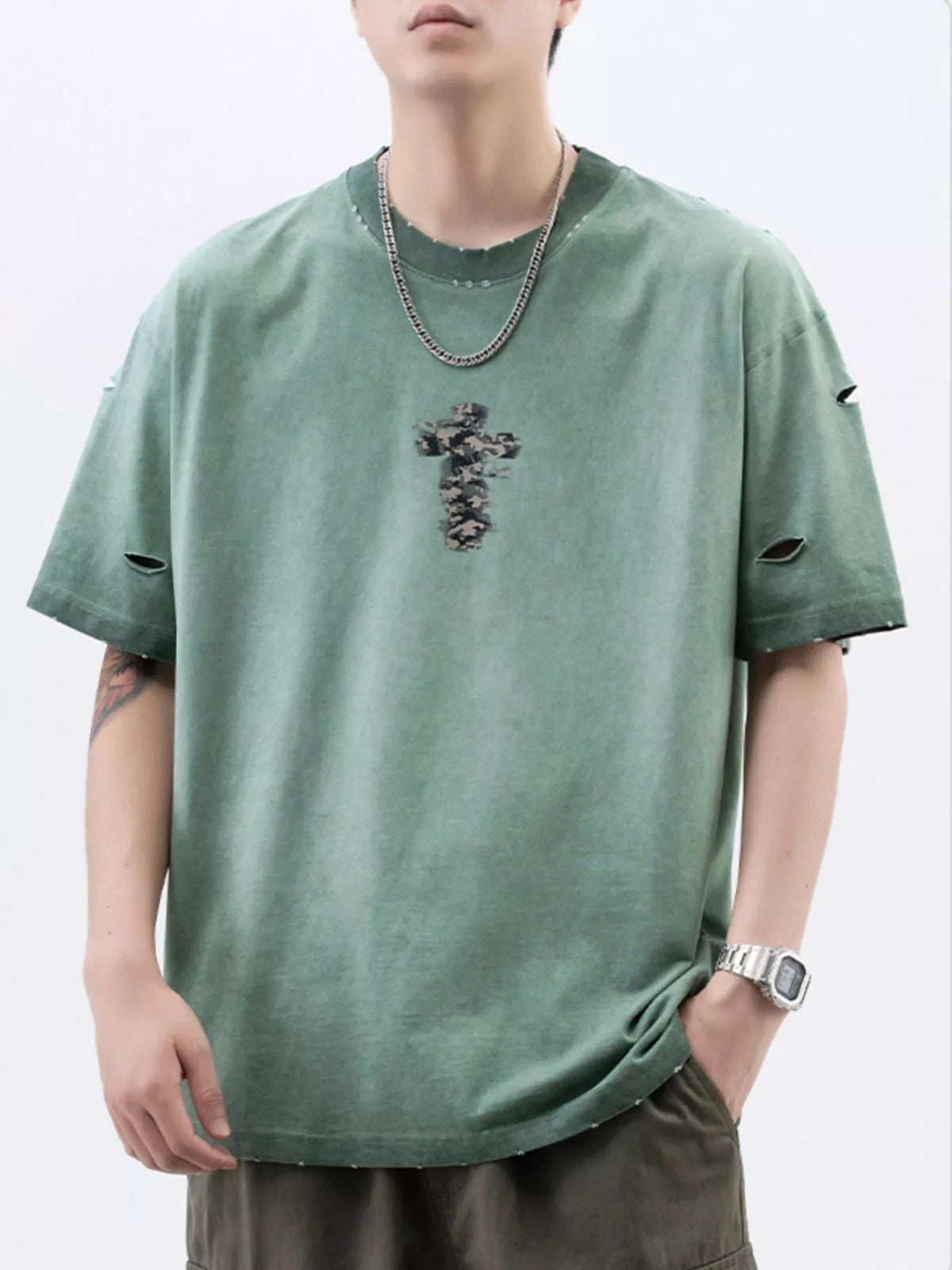 Men's Plus Size Distressed Camo Cross Graphic T-Shirt